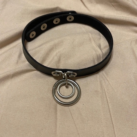Black leather choker gothic punk emo accessory - Picture 3 of 9
